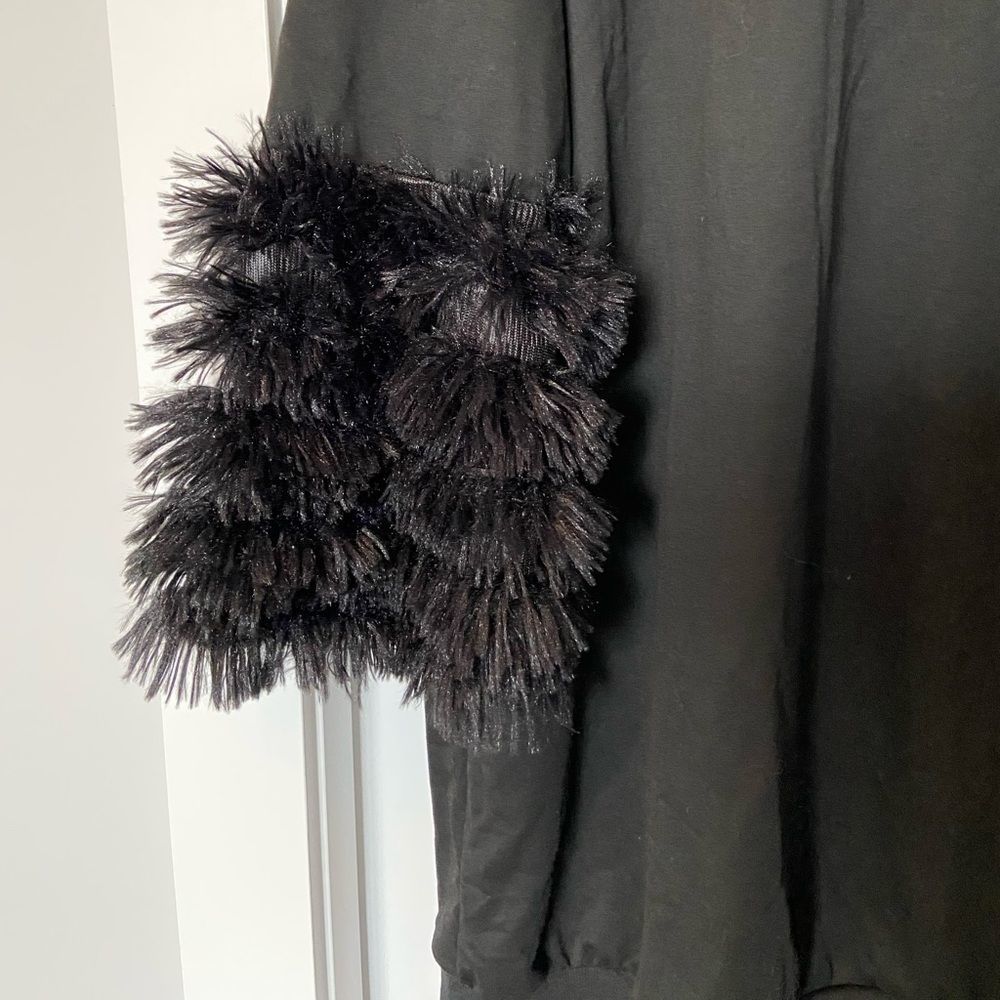 Fluffy Sleeve Long Shirt